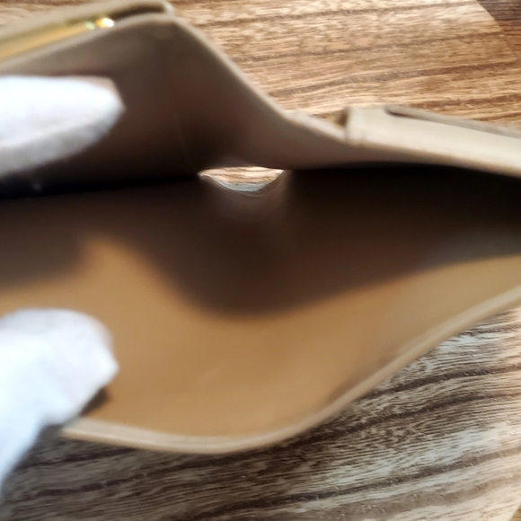 Louis Vuitton Vernis Kiss lock wallet - Picture 8 of 9